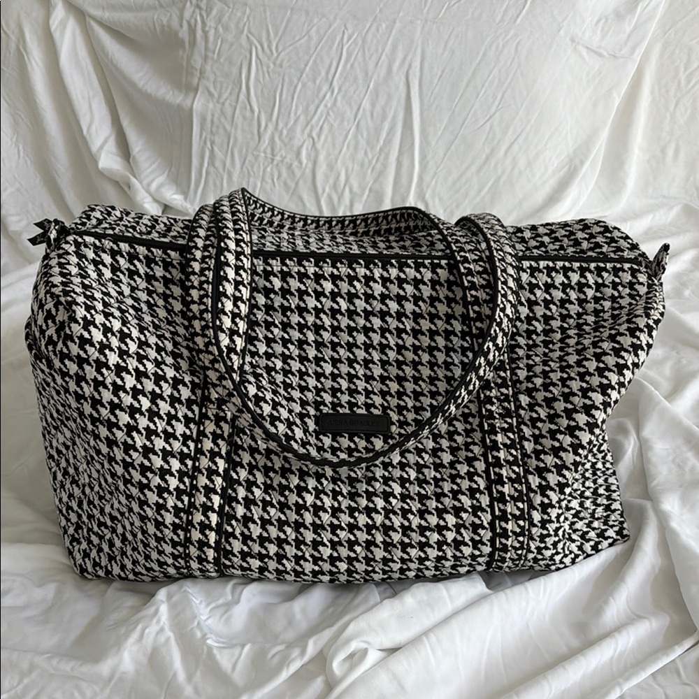 Vera Bradley Black & White Houndstooth Quilted Weekender Bag
